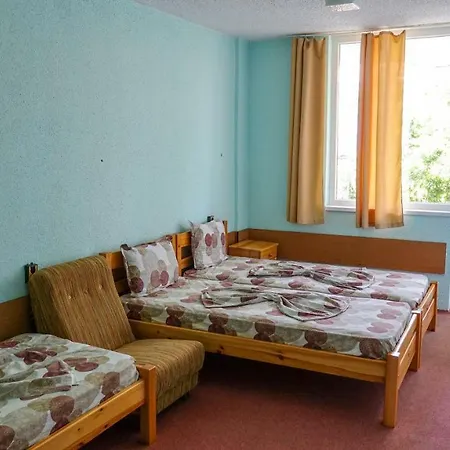 Хотелски Комплекс Рай Hotel